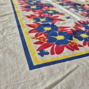 Vintage Floral Tablecloth